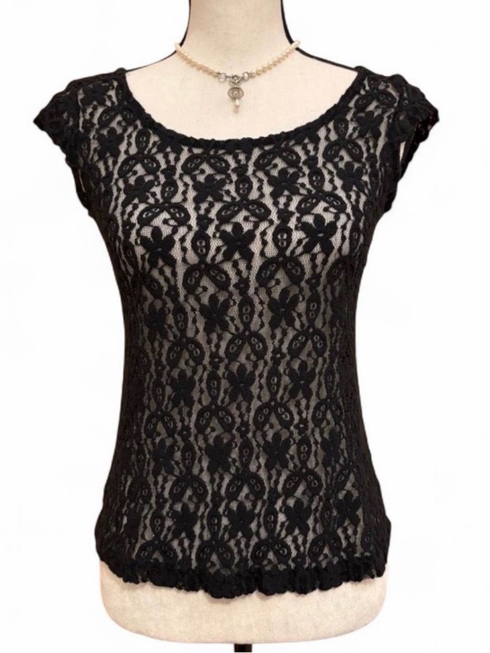 Lace black top
